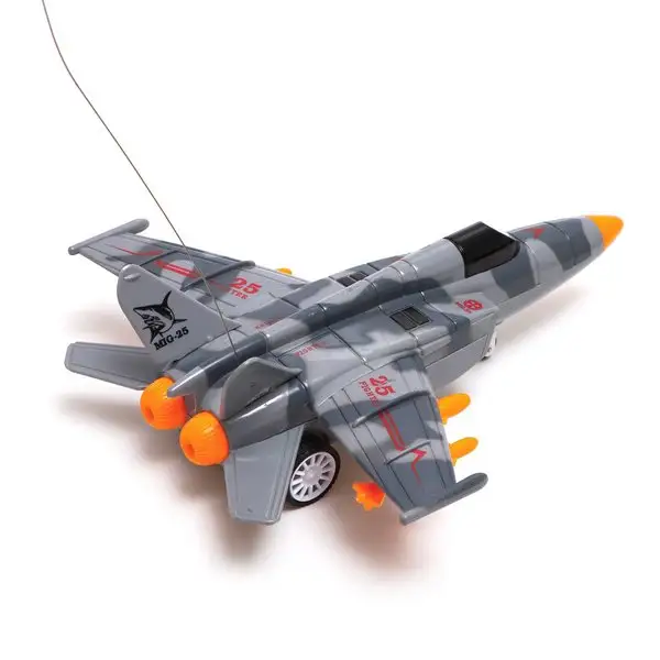 Самолет на радиоуправлении