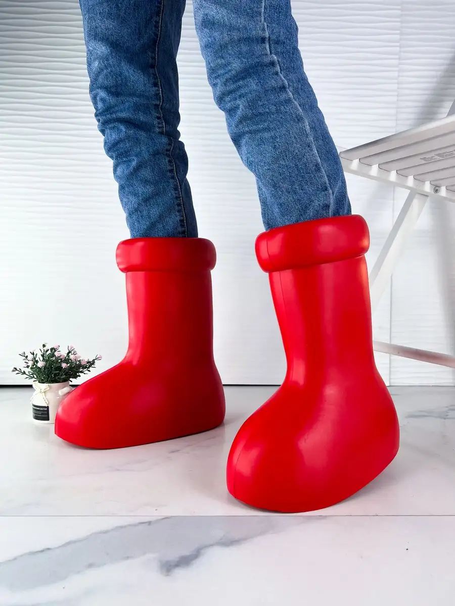 Big 2025 red boots