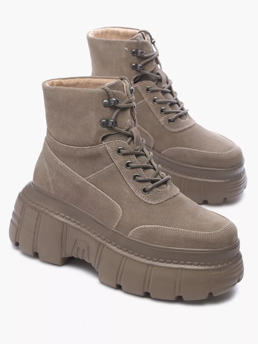 Urban outfitters hot sale tia boots