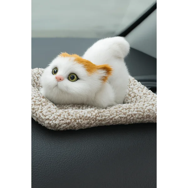 Игрушка на панель авто