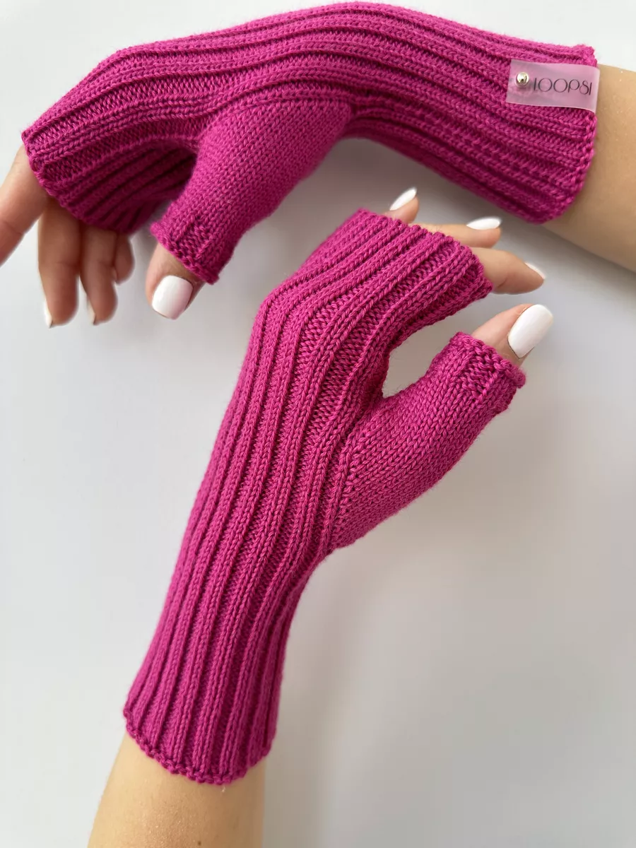 Брендированые вязаные перчатки