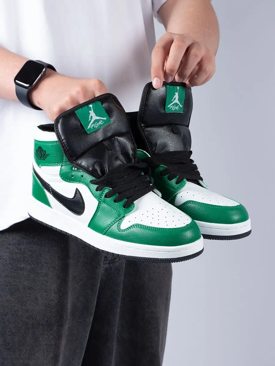 Air Jordan 1 Retro Pine Green BRANDSTORE