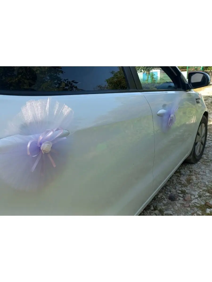 Сиреневые банты на свадебную машину — украшения на зеркала, ручки, антенны