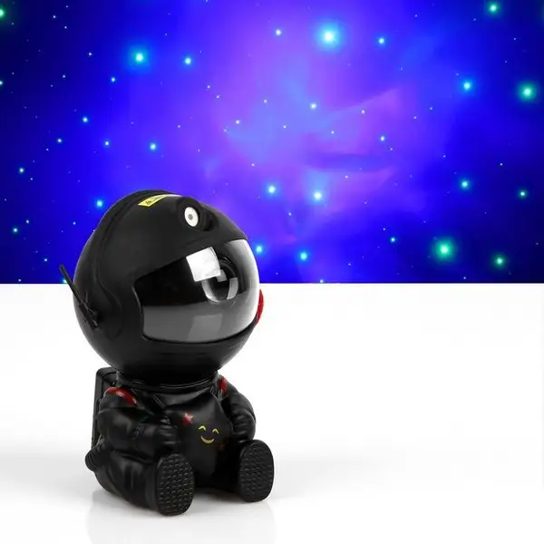 Световой прибор Космонавт со звездой 13 см, RGB, пульт ДУ