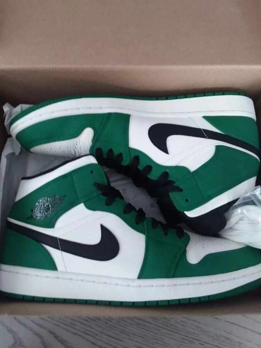 Green and white hotsell air jordan 1