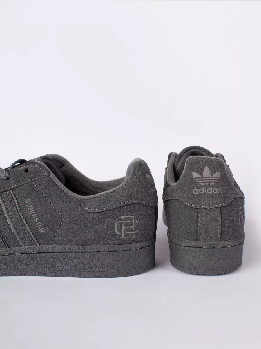 Adidas superstar size 2 hot sale black