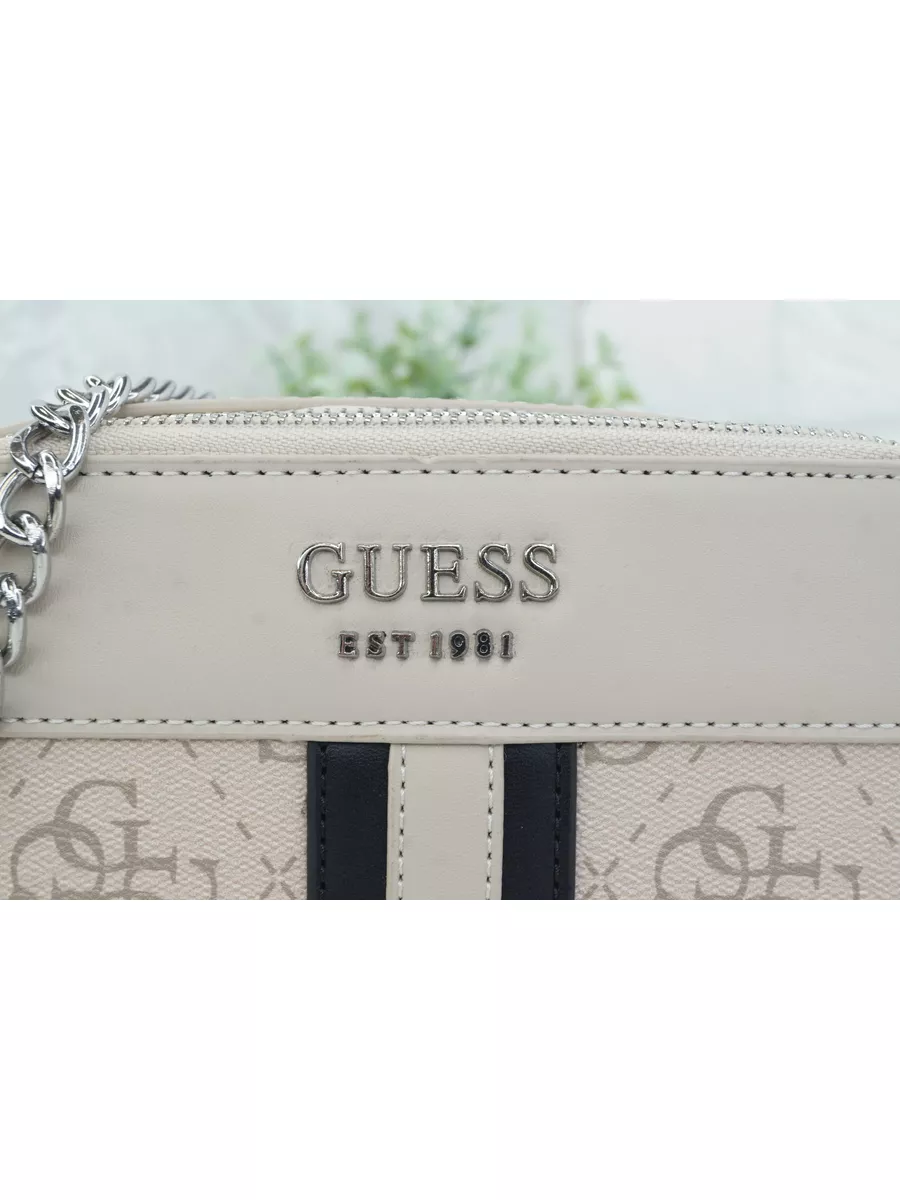 Pochette guess 1981 sale