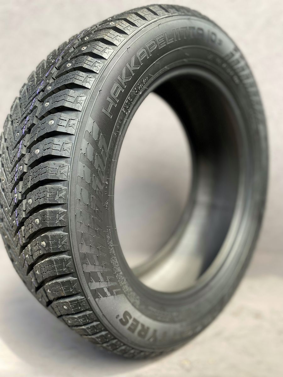 Резина нокиан 10. Nokian Tyres 16 205 55. Hakkapeliitta 10. Hakkapeliitta 205/55 r16. Хакапелита 10 205/55 r16.