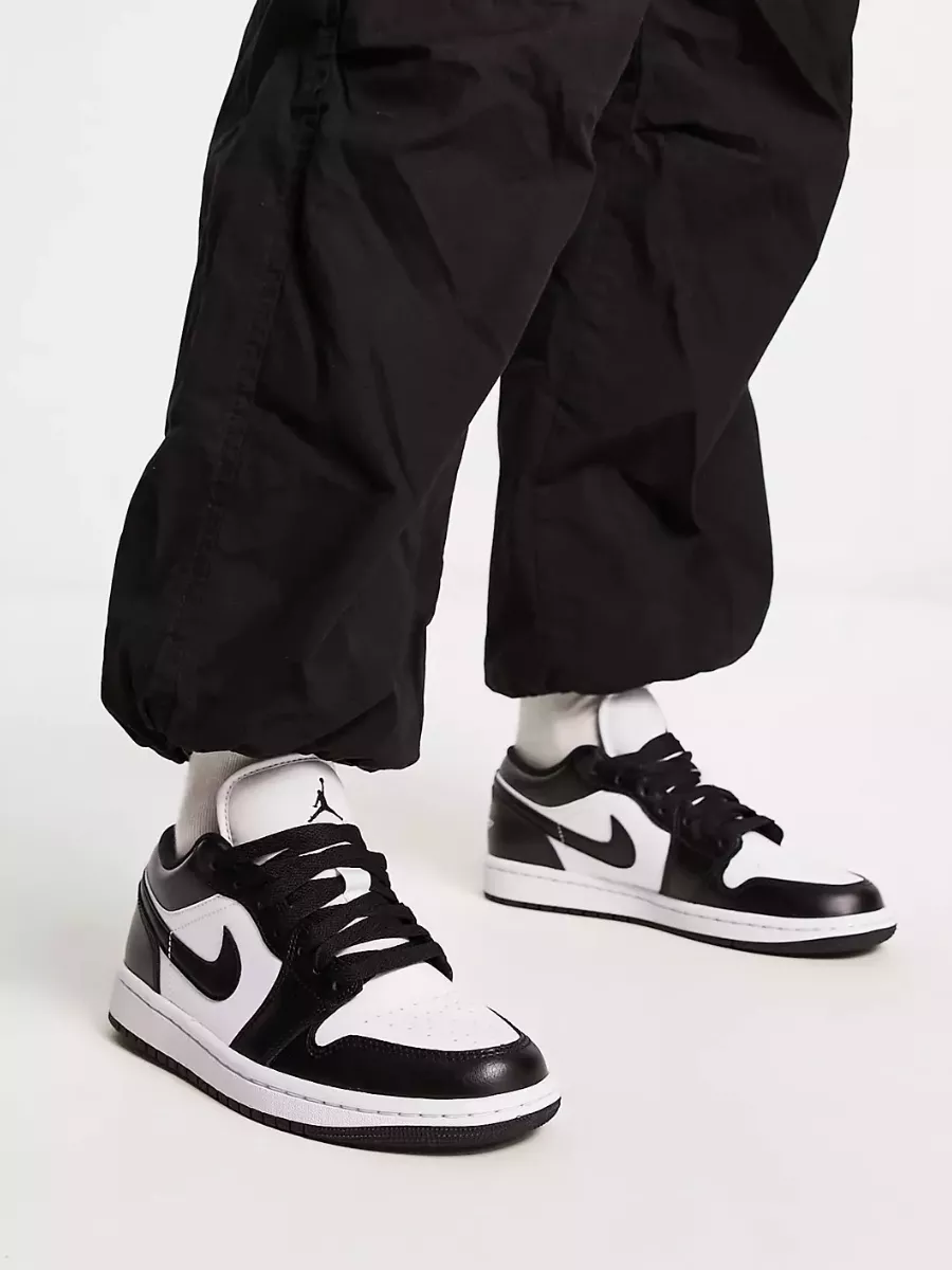 Nike air jordan clearance 1 low top black