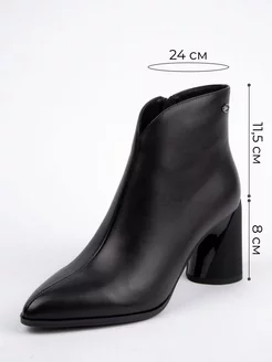 Черные туфли на каблуке