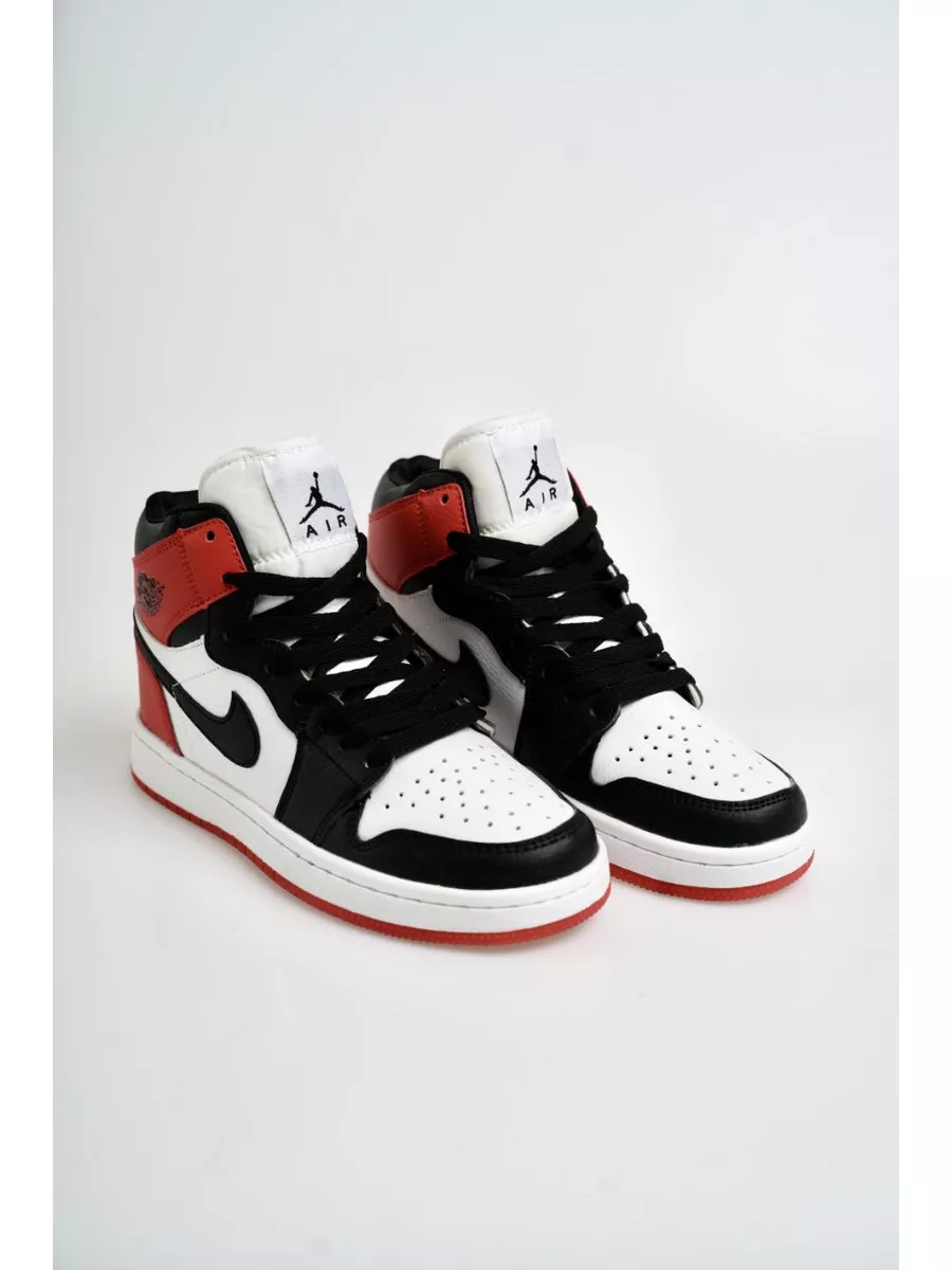 Nike air jordan 1 mid chicago black outlet toe