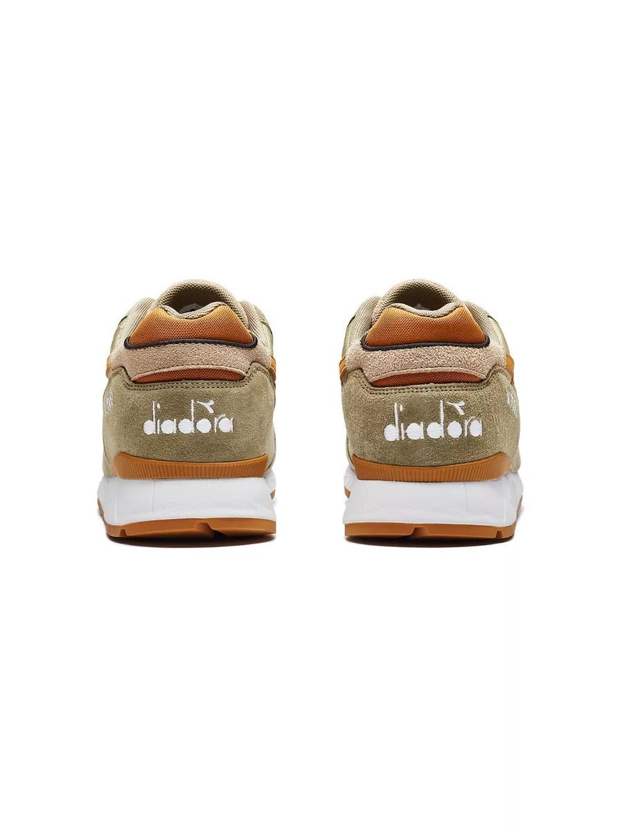 Diadora v9000 best sale