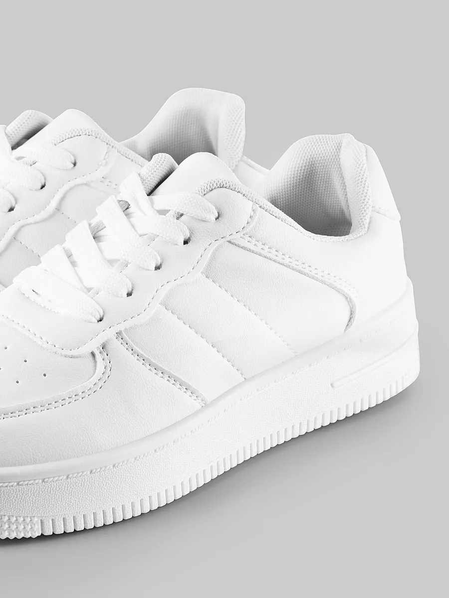 White shoes at low price hotsell