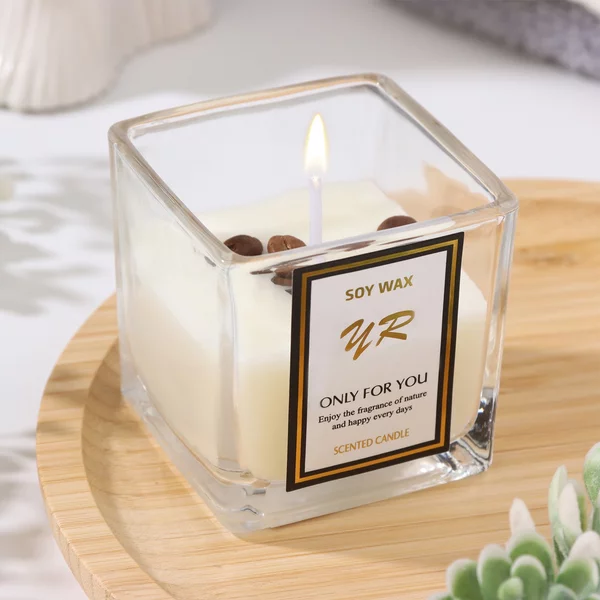 Свеча ароматическая в стакане Soy Wax, шампань, 6х6 см