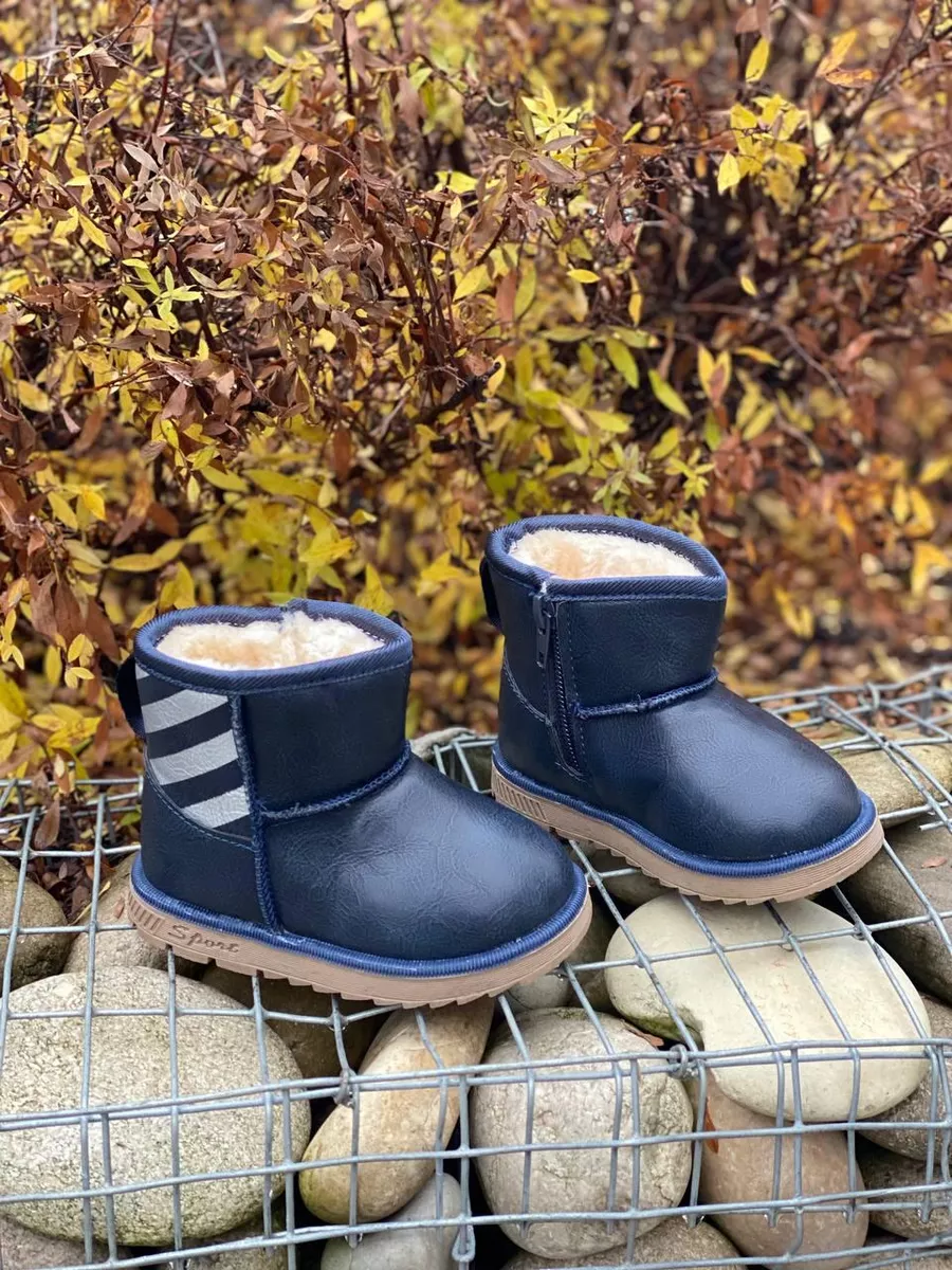  UGG Australia       Minimen