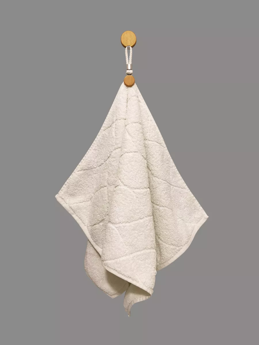 Кольцо для салфеток, плетеное из бумажных трубочек | oblacco