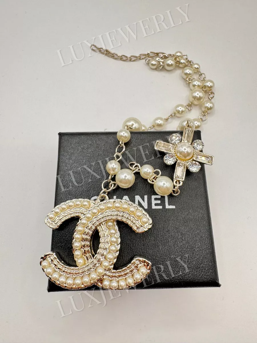 Бусы Chanel