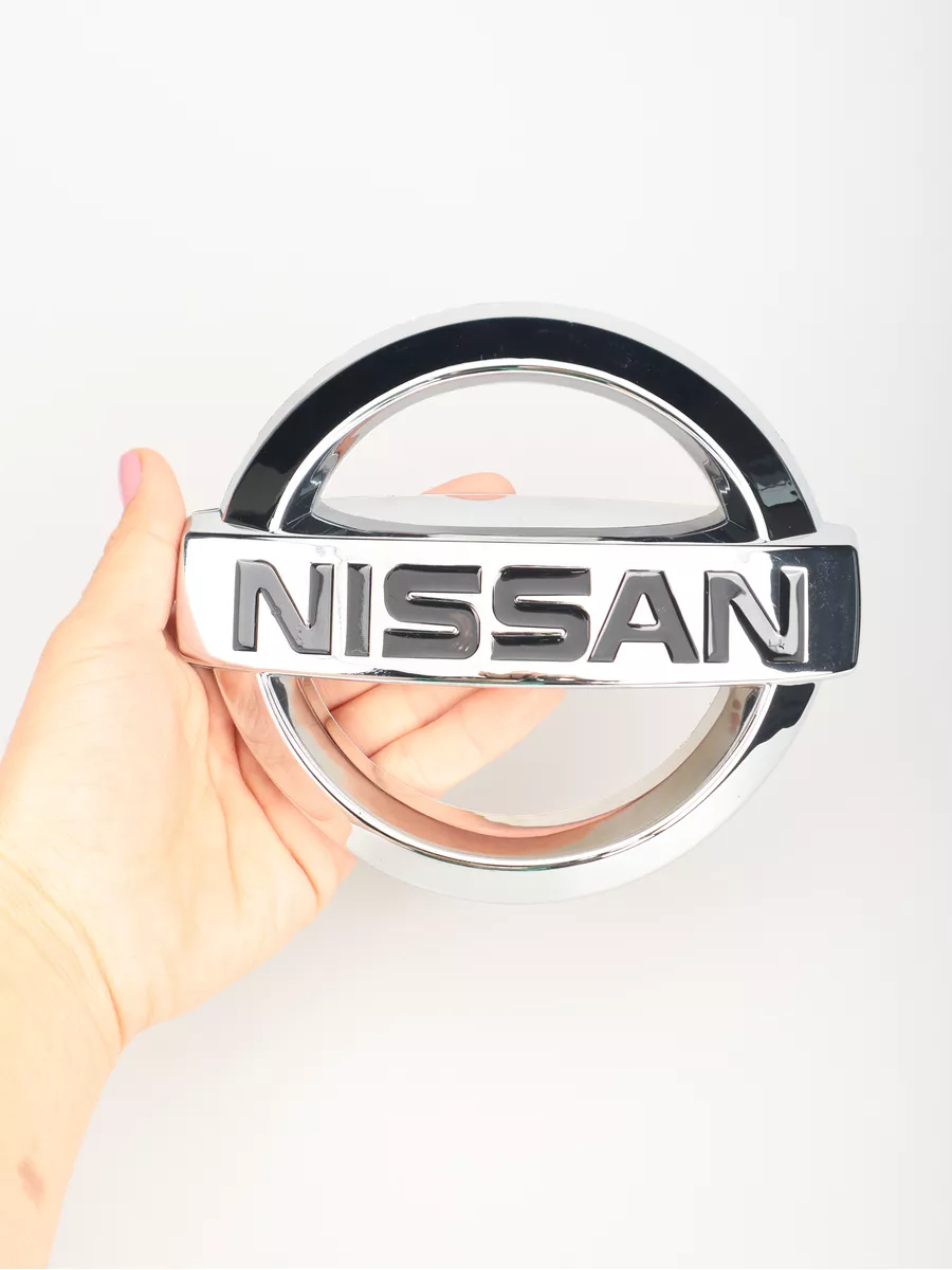 Значки Nissan