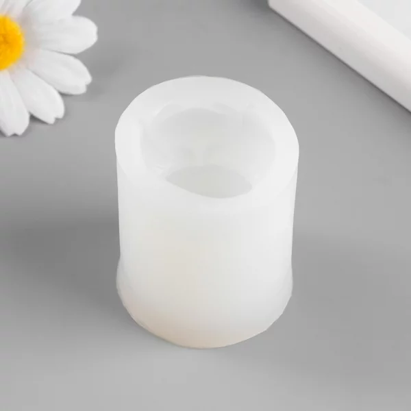 Молд 3D «Кошечка с розовой накидке» 4,7х4,7х5,4 см