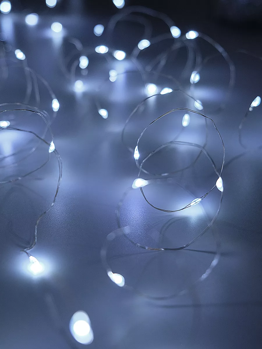 Гирлянда роса на батарейках 50 белых LED 5.1м