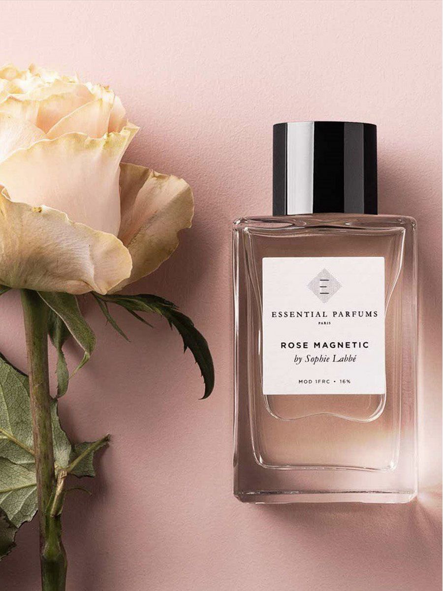 Essential paris. Essential Parfums Rose Magnetic 100 мл. Essential Parfums Orange Santal. Парфюм Essential Parfums Divine Vanille. Rose Imperial Essential Parfums.