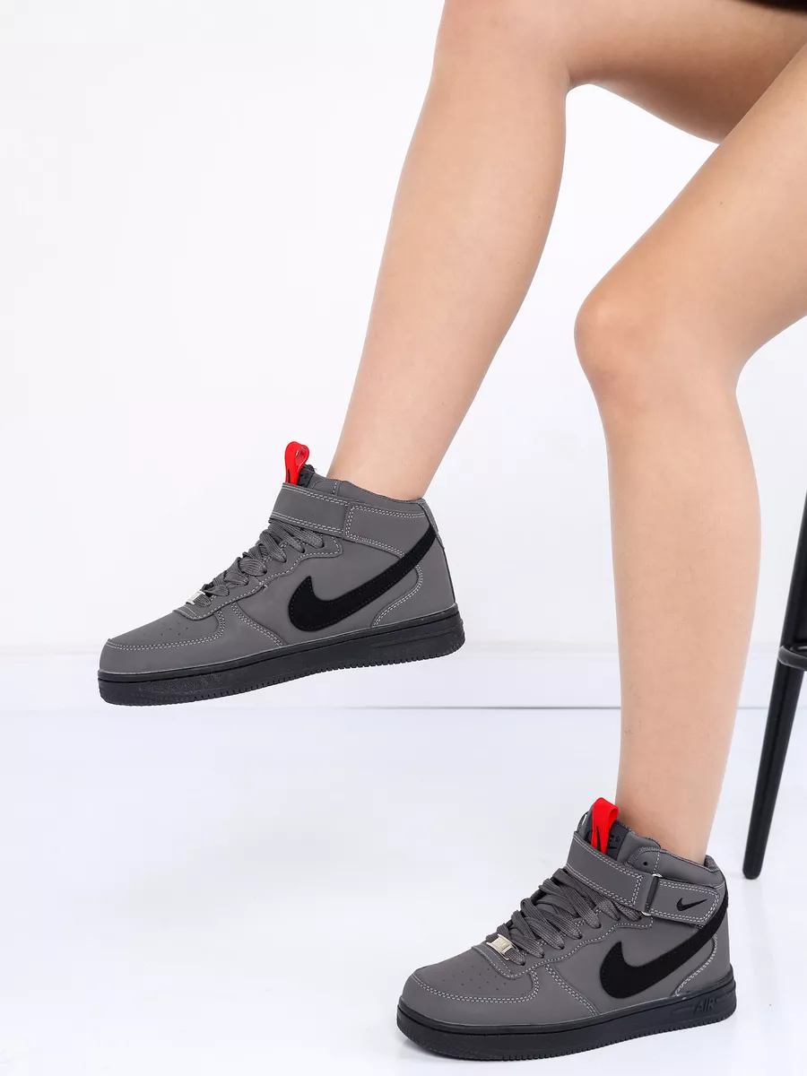 NIKE Кроссовки утепленные высокие с мехом Air Force 1
