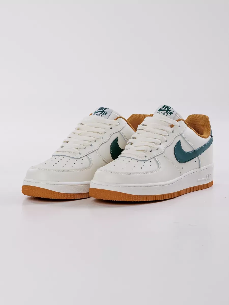 Nike air store force kicks