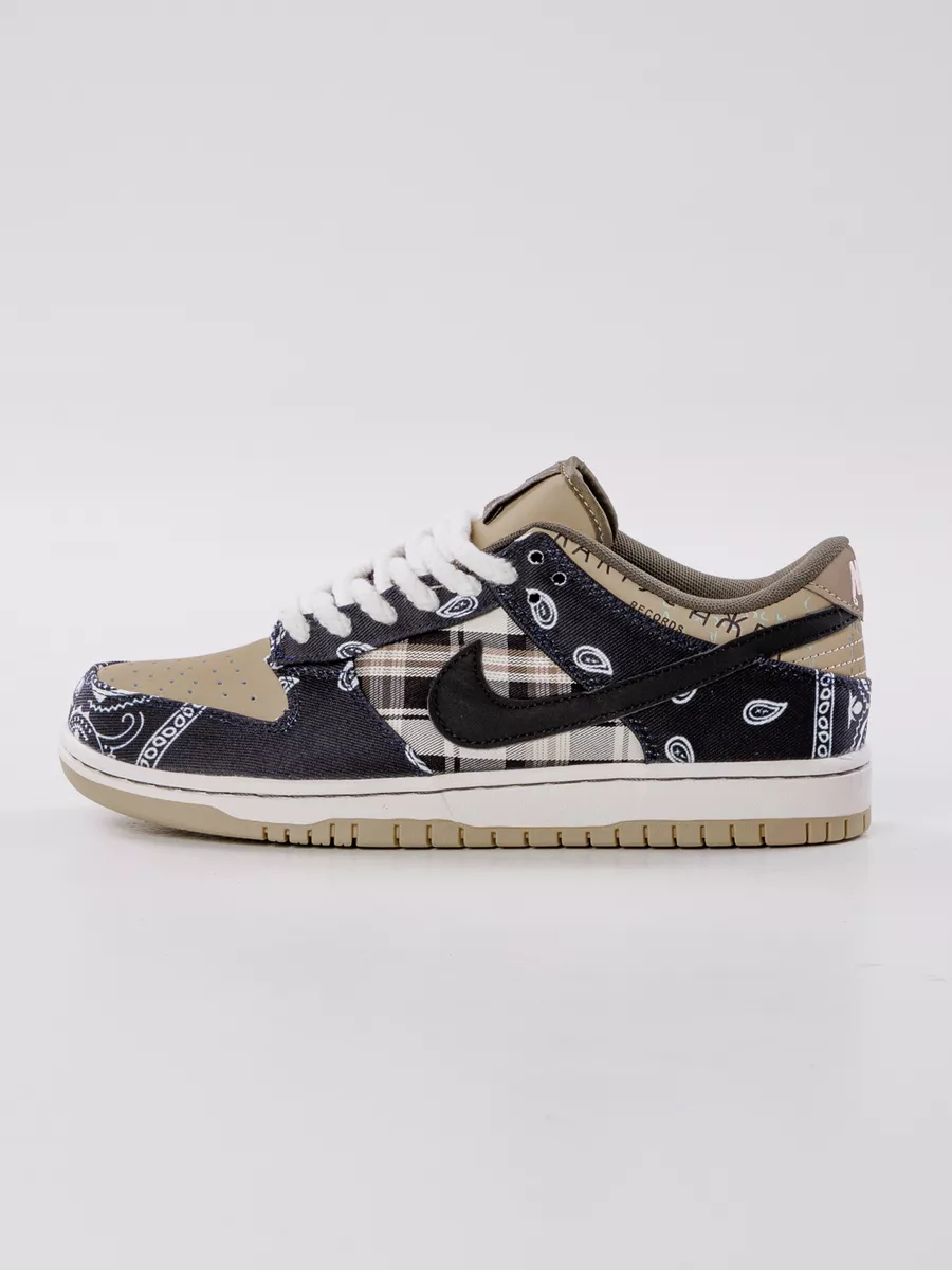 Travis scott dunks hotsell